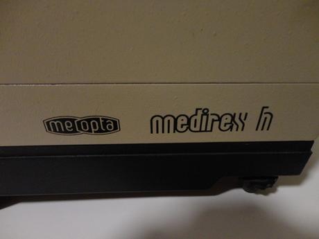 Premietačka na diapozitívy - 2 druhy, 