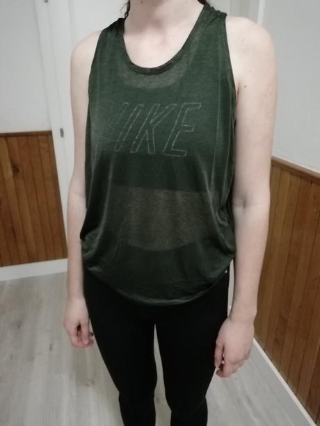 Dámske športové tielko nike, m