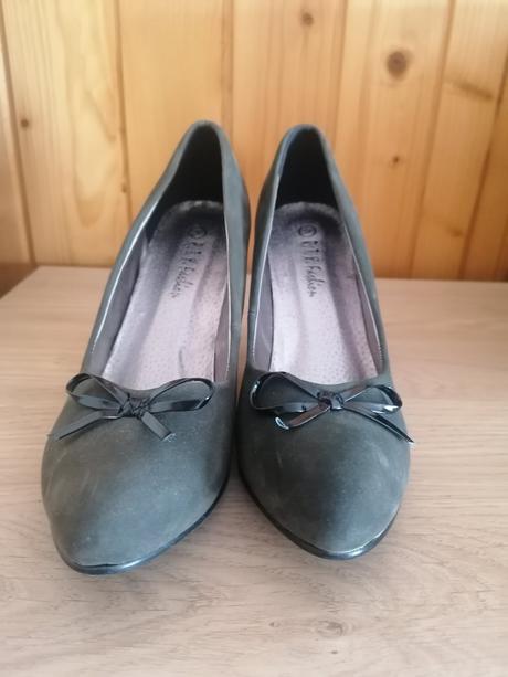 Semišové lodičky, 37