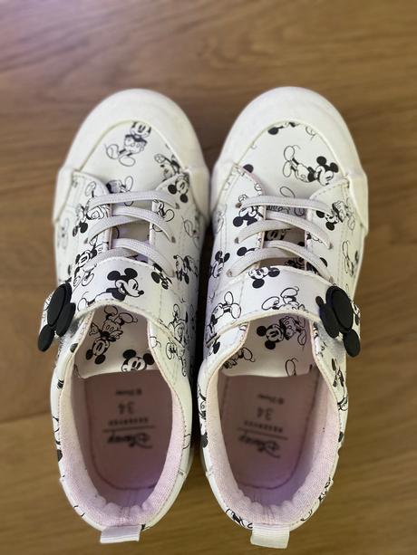 Tenisky, reserved,34