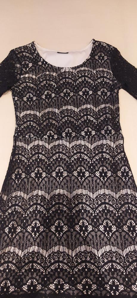 Čipkované šaty, s