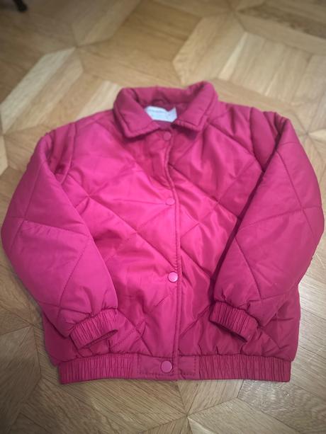 Dievčenská bunda, 122