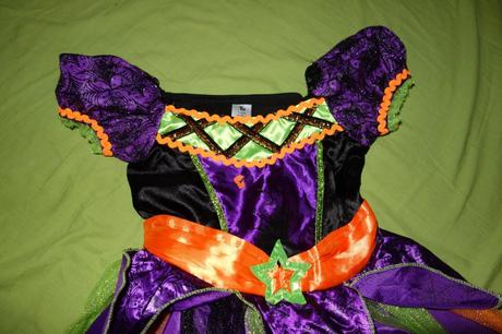 Saty pre carodejnicu tu,