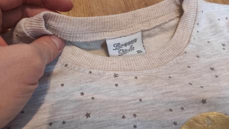 Mikina so srdiečkom, 104