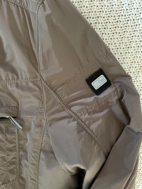 Pekná bunda jupiter, 60