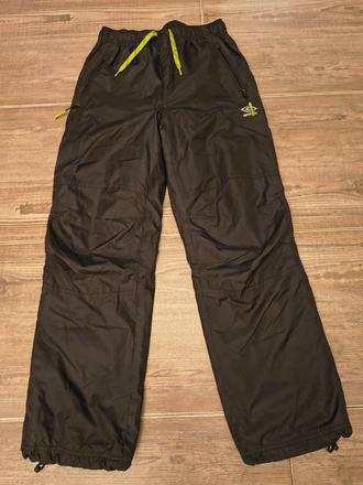 Športové nohavice č. 140, umbro,140