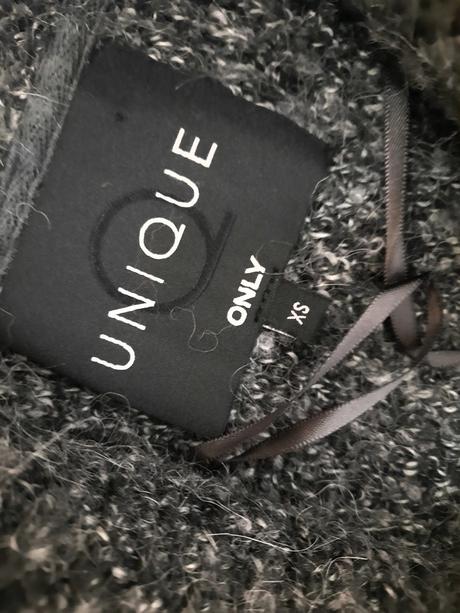 Sveter s dvojradovým zapínaním, xs