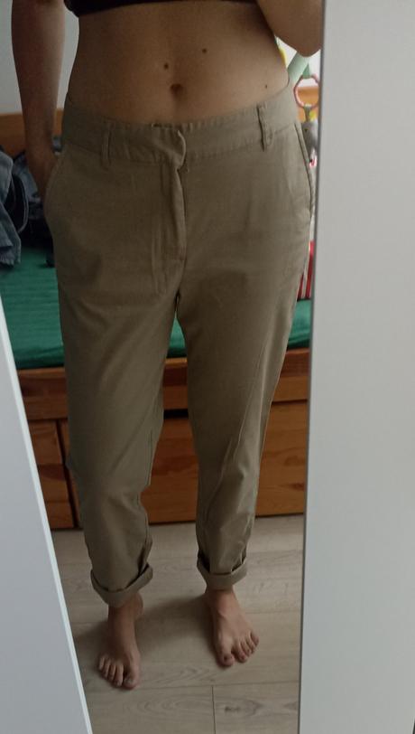 Chino nohavice, 36