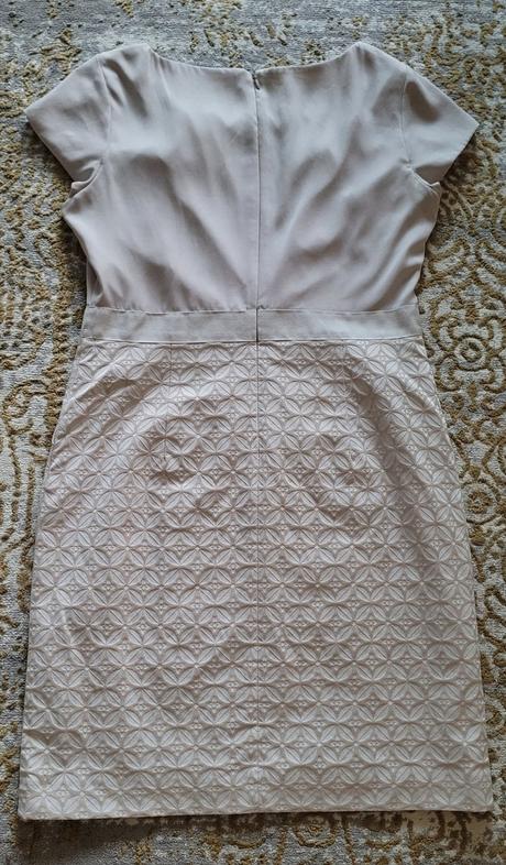 Pekne saty zn. comma, 40