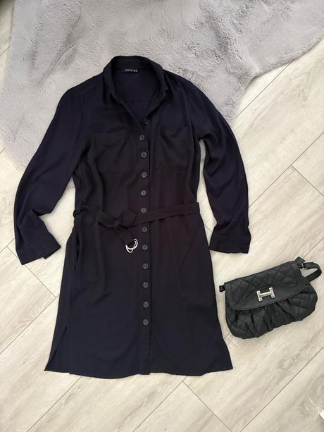 Koselove saty tmavomodré, reserved,m