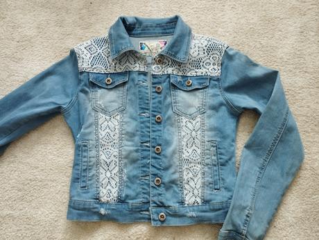 Štýlová riflová bunda s čipkou nová, m