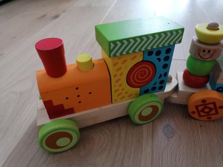 Drevený vláčik,