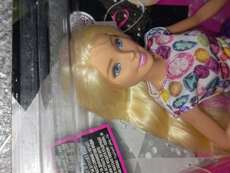 Barbie vlny a kučery 2016,