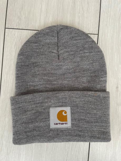 Čiapka carhartt,