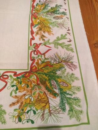 Vianočný obrus retro 130x 143 - 18 eur,