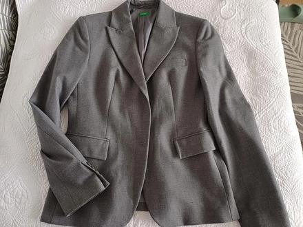 Krásne nadčasové sako benetton, č.m, benetton,m