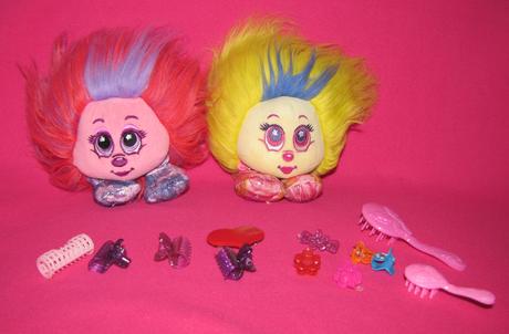 Dve mac toys shnooks, 