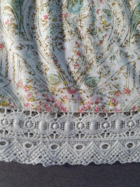 Tielko s krajkou, next,146