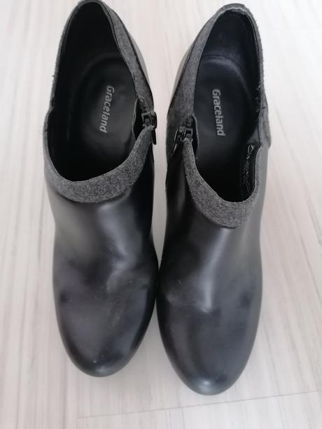 Kotnikove cizmy, graceland,39