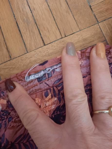 Dievčenský overal, 134