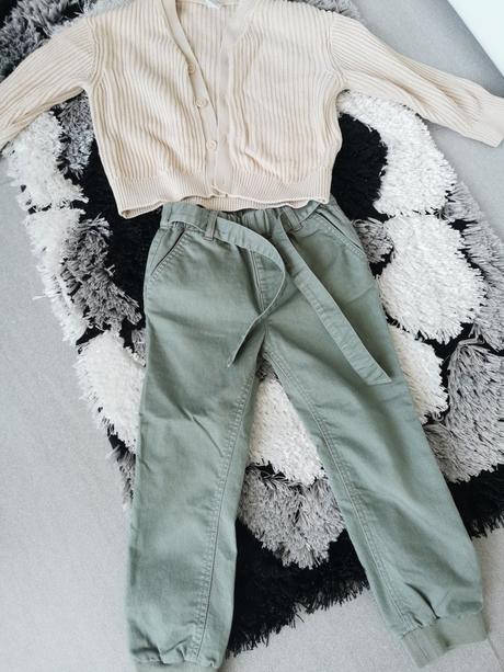 Komplet veľ. 4-5r, lindex,110