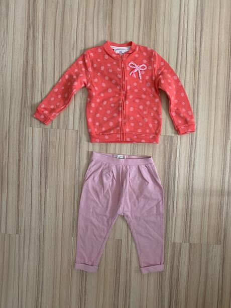 Mikina s pohodlnymi gatami znacky zara c 98, zara,98