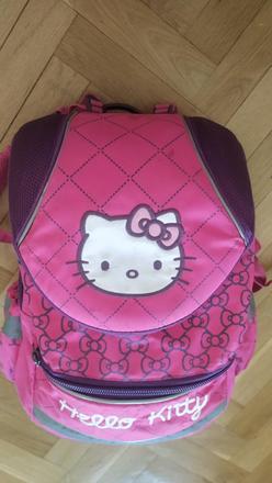 Dievcenska skolska taska hello kitty,