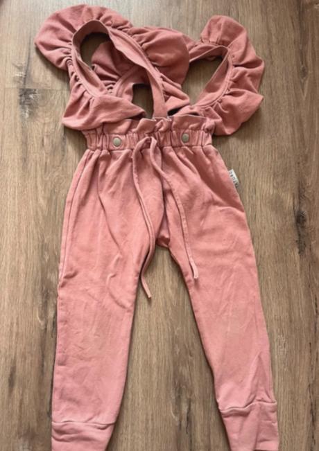 Nohavice s trakmi taturo, 92