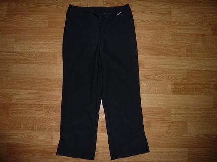 Nike tristvrtaky, nike,36