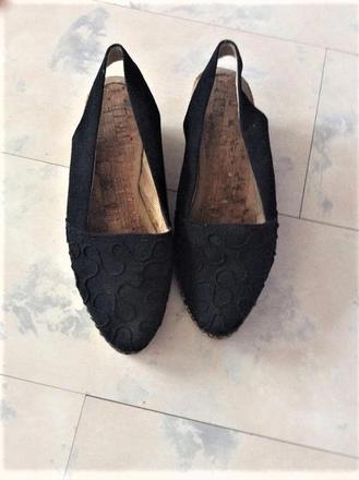 Plátenky na klíne, 38