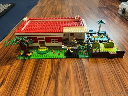 Lego domček,