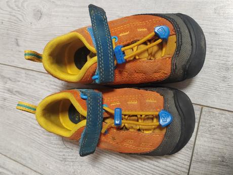 Turisticke topanky keen jasper 25/26, 25