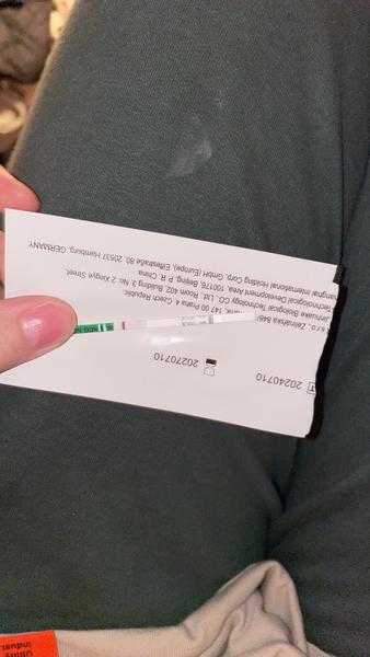 Je možné byť tehotná po pozitívnych testoch počas menštruácie?