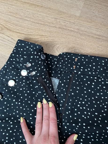 Dámske šortky, f&f,34