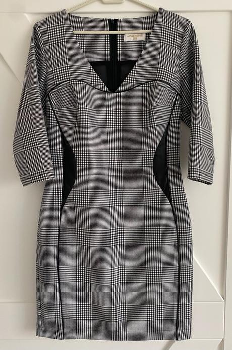 Krásne nadčasové šaty veľkosť č. 38, 38