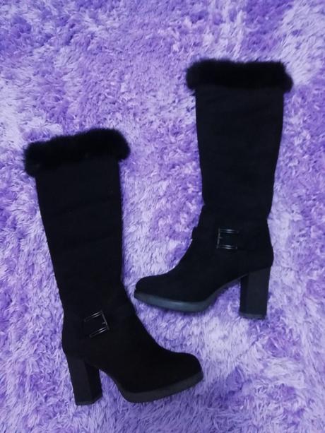 Úžasné semišové vyteplené čižmy 38, 38