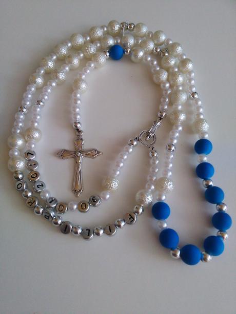 Ruženec s menom a dátumom, 