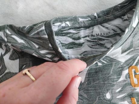Tričko "nature - listy" zn.primark veľ.98, primark,98