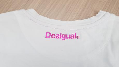 Pekná mikinka s meniacim sa obrázkom, desigual,134