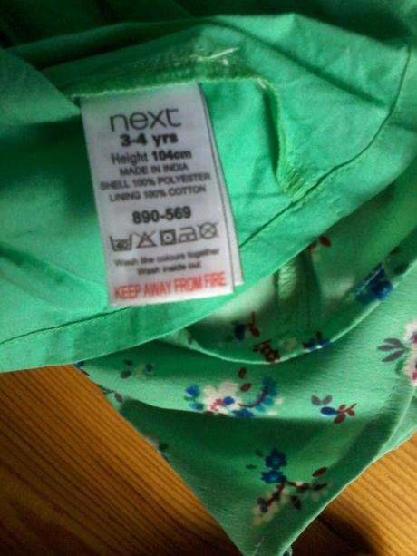 Šatičky zn. next, next,104