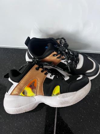 Tenisky dievčenské vel.34, 34