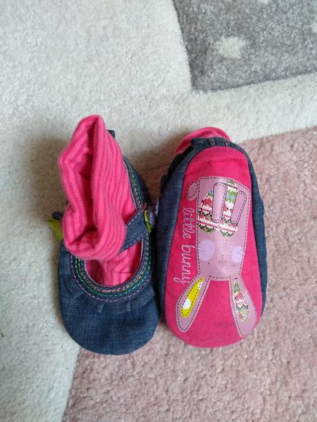 Capacky 3-9 mes., next,18