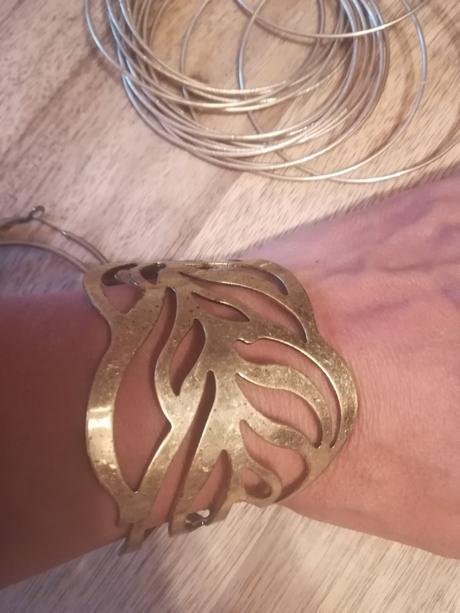 Dámska bižutéria, 