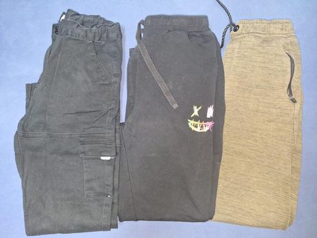 Teplaky a nohavice, 134