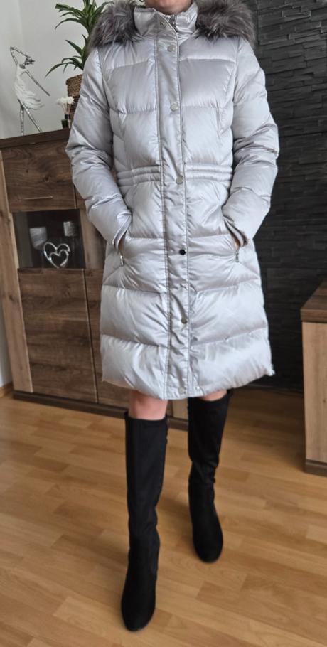 Dámska perová bunda veľ.38, c&a,m