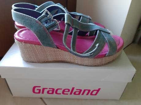 Sandalky, graceland,32