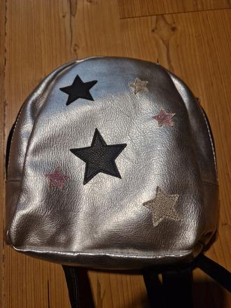 Dievčenský ruksak, 