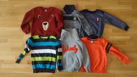 Balík 6 ks sveter, 122–134