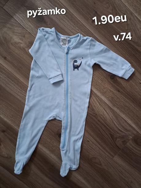 Pyžamko na zips, 74