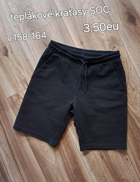 Teplákové kraťasy, 158